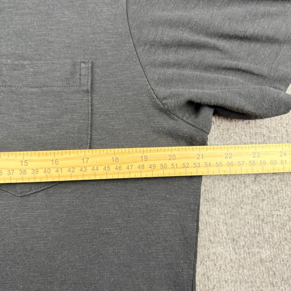 Levi Strauss & Co Men's‎ L Large Black V-Neck Pocket T-Shirt VTG